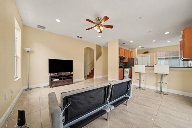 909 DEVON CREEK ROAD, Winter Springs, FL 32708