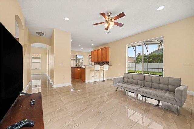 909 DEVON CREEK ROAD, Winter Springs, FL 32708