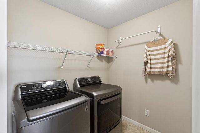 5970 Urbandale Lane N, Plymouth, MN 55446