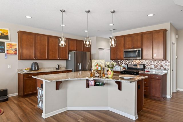 5970 Urbandale Lane N, Plymouth, MN 55446