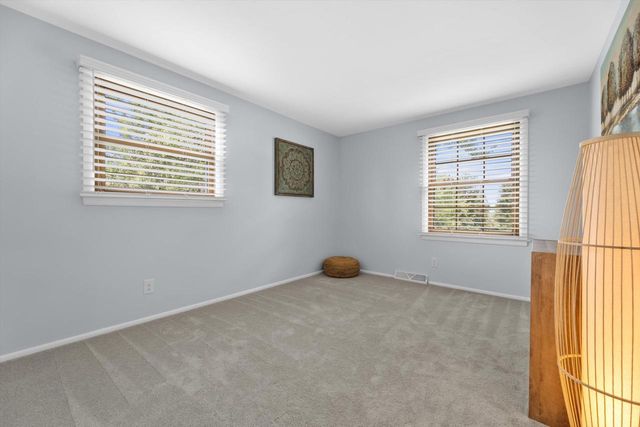 N113W13033 Crestview DRIVE, Germantown, WI 53022