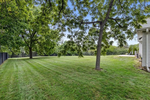 N113W13033 Crestview DRIVE, Germantown, WI 53022