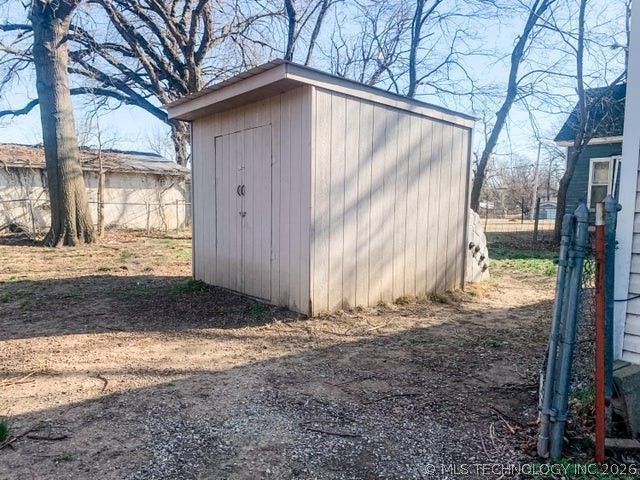 136 S 4th Street, Vinita, OK 74301