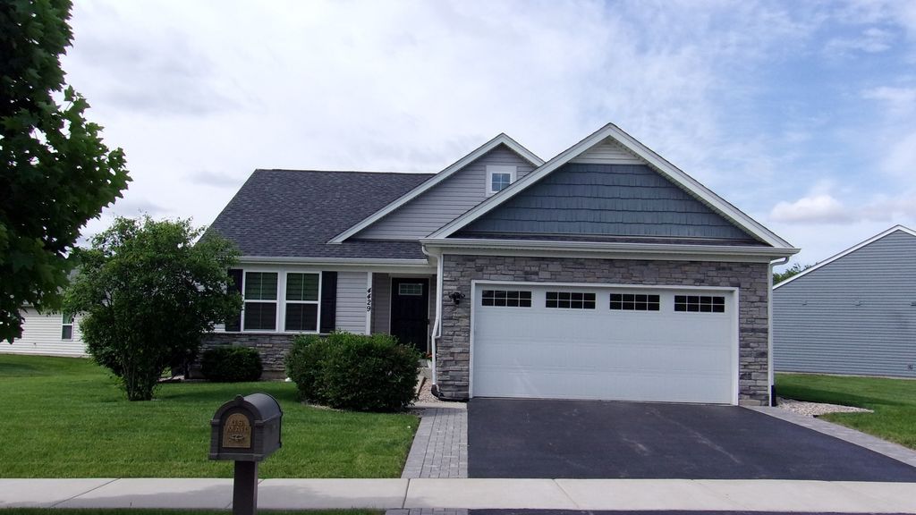 4429 E Millbrook Circle, Yorkville, IL 60560