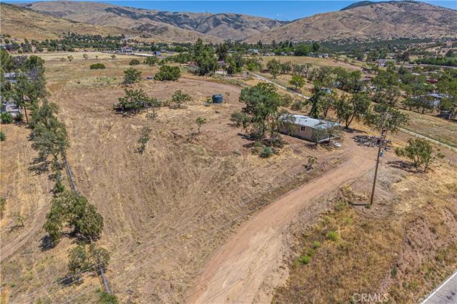 8709 Sierra Highway, Agua Dulce, CA 91390
