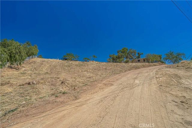 8709 Sierra Highway, Agua Dulce, CA 91390