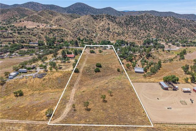 8709 Sierra Highway, Agua Dulce, CA 91390