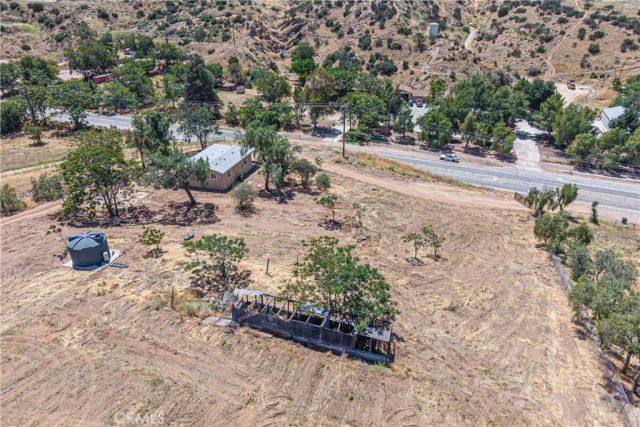 8709 Sierra Highway, Agua Dulce, CA 91390