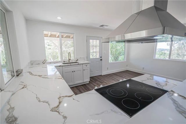 8709 Sierra Highway, Agua Dulce, CA 91390