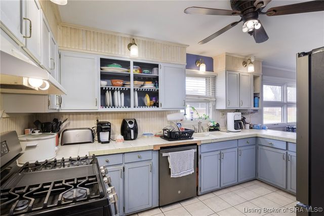 511 Windemere Road, Clarksville, IN 47129