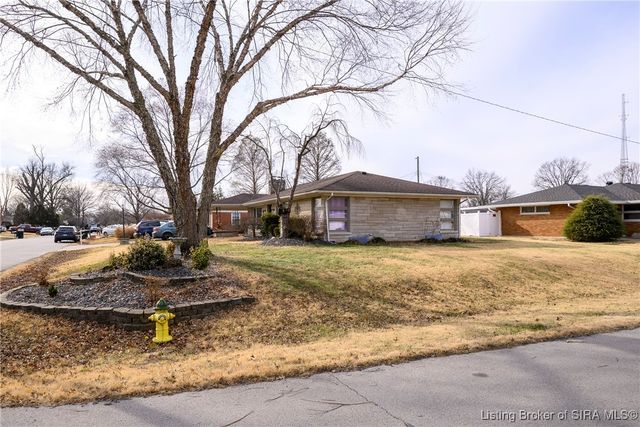 511 Windemere Road, Clarksville, IN 47129