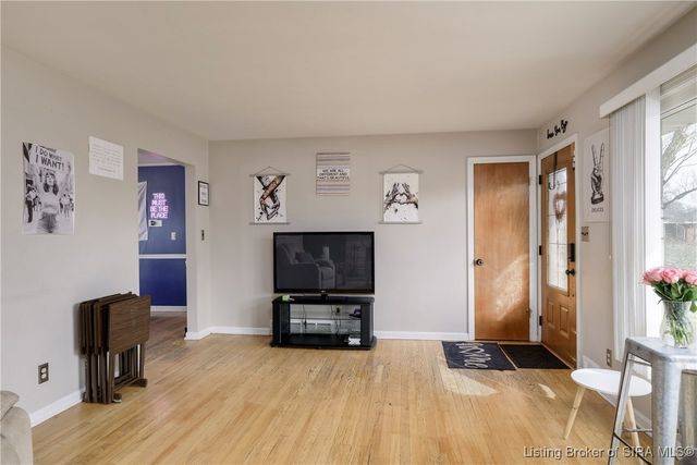 511 Windemere Road, Clarksville, IN 47129