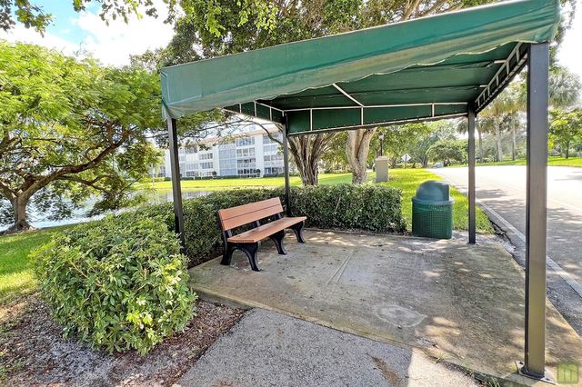1901 Bermuda Circle M2, Coconut Creek, FL 33066