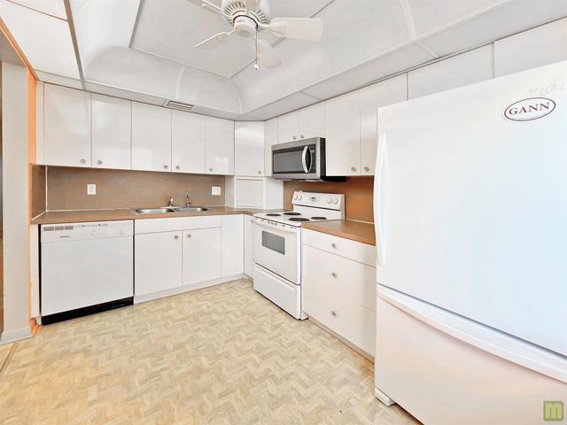 1901 Bermuda Circle M2, Coconut Creek, FL 33066