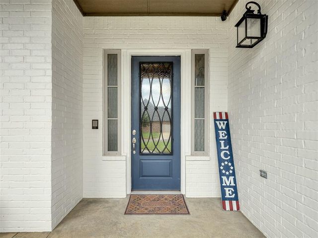 4701 Valley Park, Edmond, OK 73025