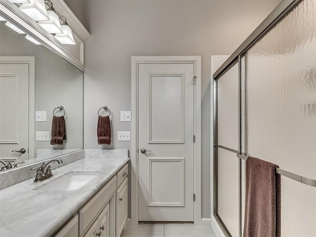4701 Valley Park, Edmond, OK 73025