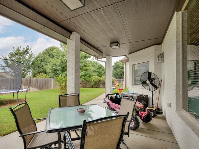 4701 Valley Park, Edmond, OK 73025