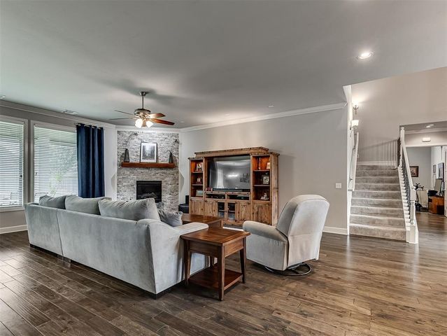 4701 Valley Park, Edmond, OK 73025
