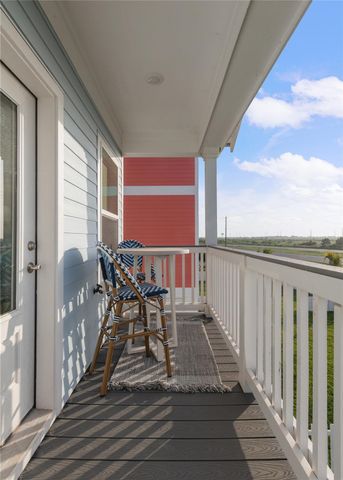11372 Starfish Drive, Galveston, TX 77554
