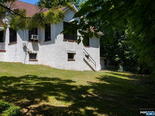 508 High Street, Oradell, NJ 07649