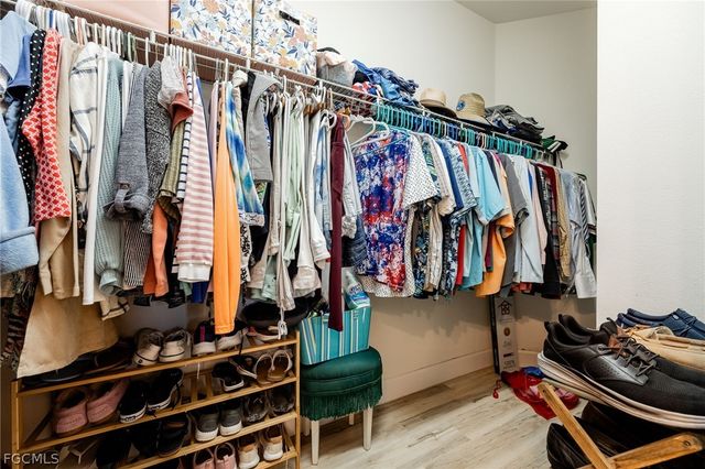 2613 Anguilla DR, Cape Coral, FL 33991