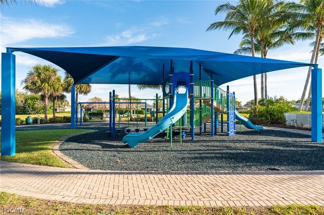 2613 Anguilla DR, Cape Coral, FL 33991