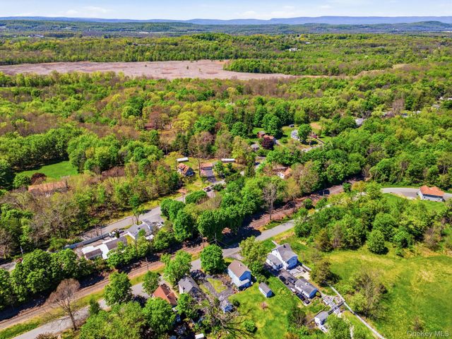 40 Erie Street, Campbell Hall, NY 10916