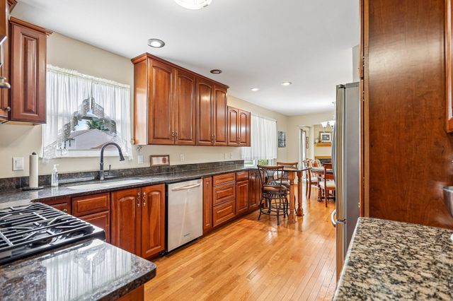 1317 Cayton Road, Florence, KY 41042