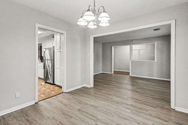5918 Pine Arbor Drive, Houston, TX 77066