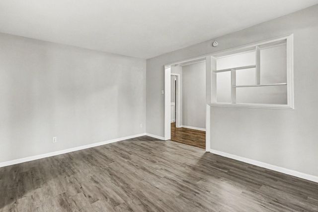 5918 Pine Arbor Drive, Houston, TX 77066