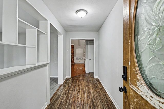5918 Pine Arbor Drive, Houston, TX 77066