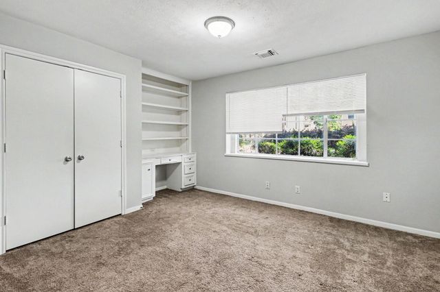 5918 Pine Arbor Drive, Houston, TX 77066