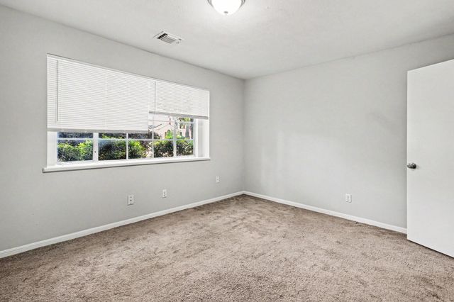 5918 Pine Arbor Drive, Houston, TX 77066