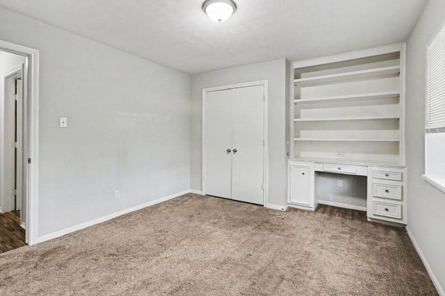 5918 Pine Arbor Drive, Houston, TX 77066