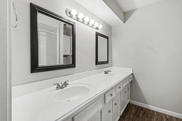 5918 Pine Arbor Drive, Houston, TX 77066