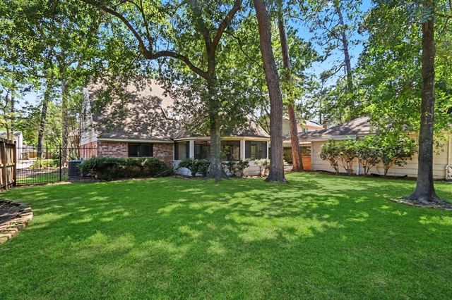5918 Pine Arbor Drive, Houston, TX 77066