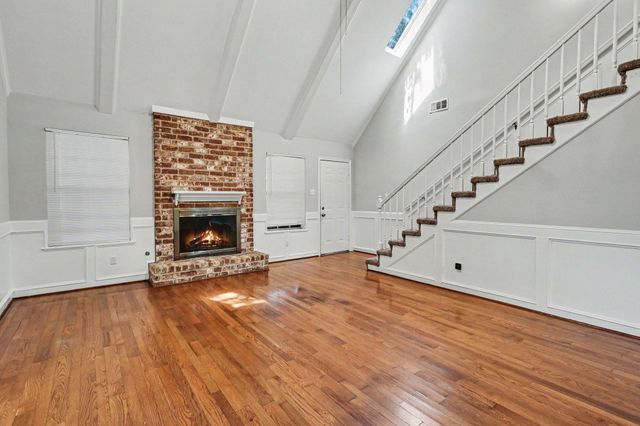5918 Pine Arbor Drive, Houston, TX 77066