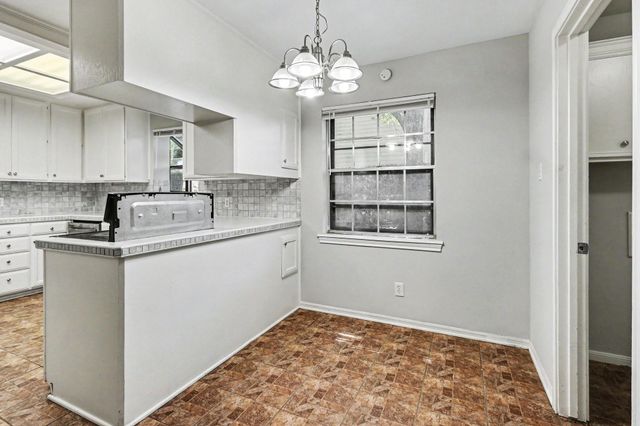 5918 Pine Arbor Drive, Houston, TX 77066