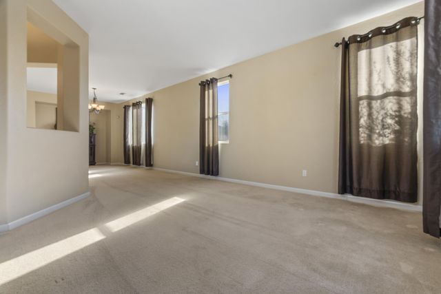 2106 Albarino Court, Tulare, CA 93274