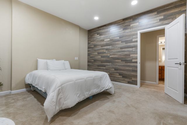 2106 Albarino Court, Tulare, CA 93274