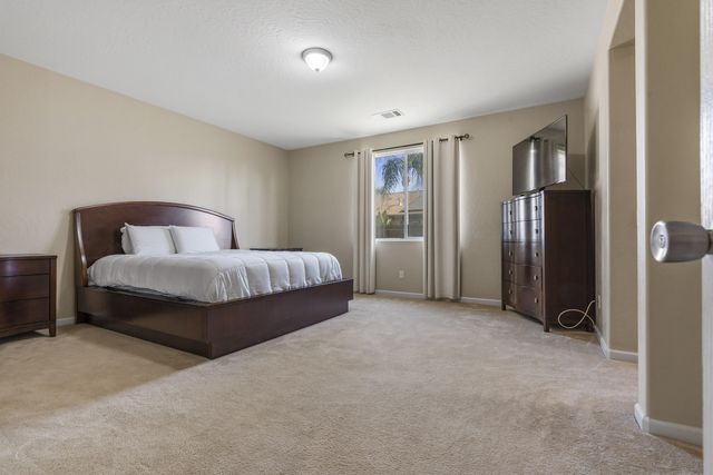 2106 Albarino Court, Tulare, CA 93274