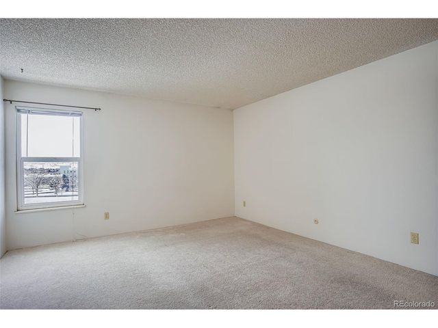 431 Wright St 202, Lakewood, CO 80228