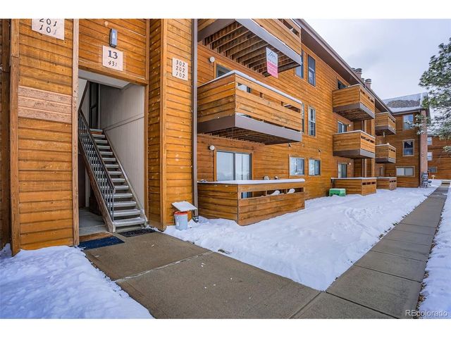 431 Wright St 202, Lakewood, CO 80228