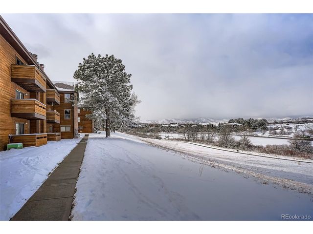 431 Wright St 202, Lakewood, CO 80228