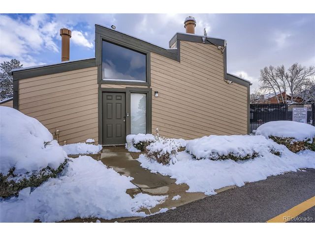 431 Wright St 202, Lakewood, CO 80228