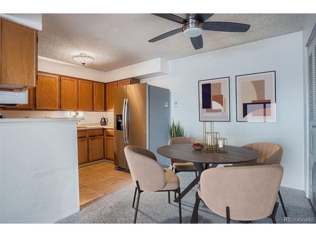 431 Wright St 202, Lakewood, CO 80228