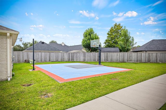 1112 Breckonridge Circle, Pearland, TX 77581