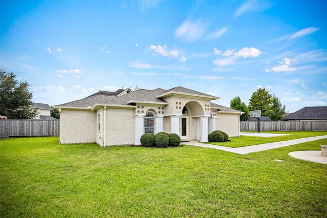 1112 Breckonridge Circle, Pearland, TX 77581