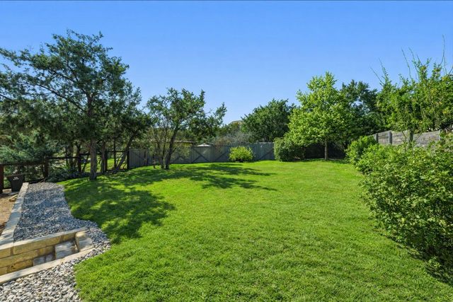 501 Alva DR, Briarcliff, TX 78669