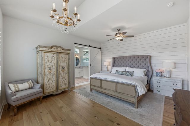 501 Alva DR, Briarcliff, TX 78669